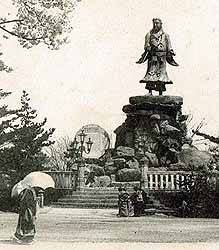 日本武尊、日本最古の銅像