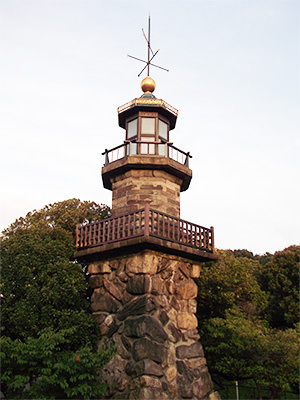 靖国神社高燈籠